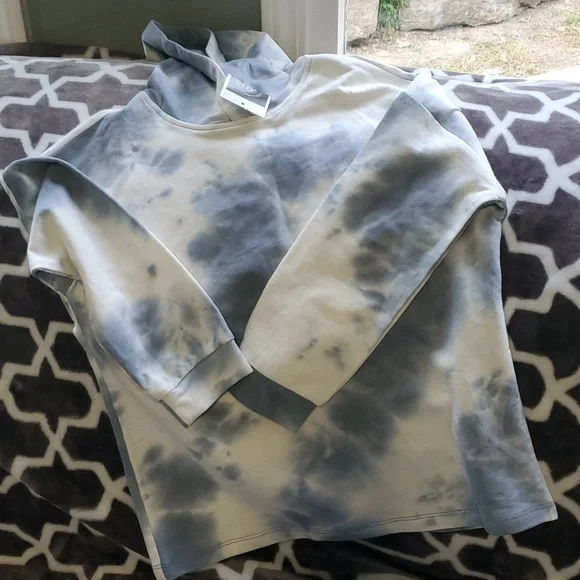NWT HAYDEN TYE DYE KIDS HOODIES - Picture 2 of 6